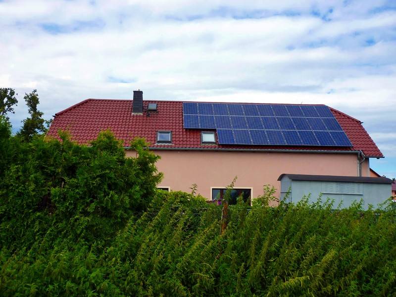 l_l_benschschmeckwitz Wärmeplan – Referenzen - PV-Strom für die Warmwasserbereitung