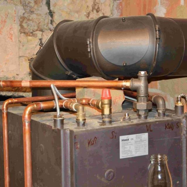 s_l_1000_1000_05_waeremplan_anschluss_heizeinsatz Wärmeplan – Referenzen - Umgebindehaus Schönbach